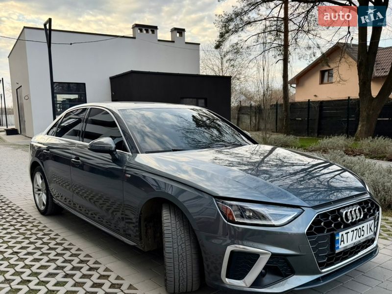 Седан Audi A4 2020 в Ивано-Франковске