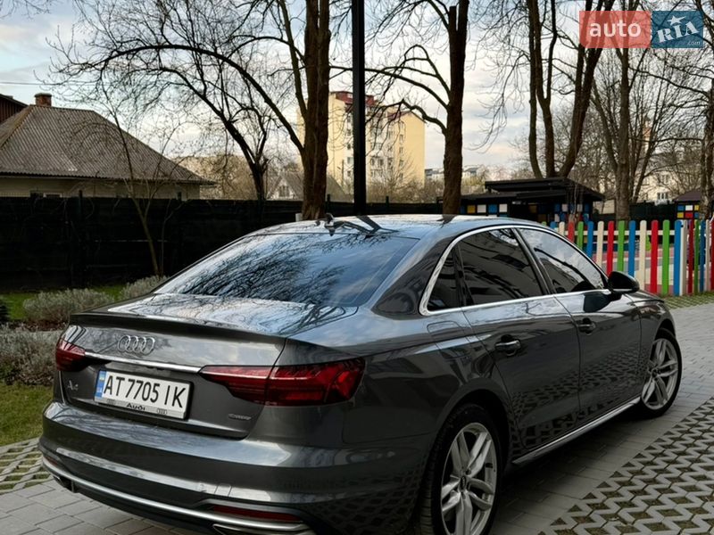 Седан Audi A4 2020 в Ивано-Франковске