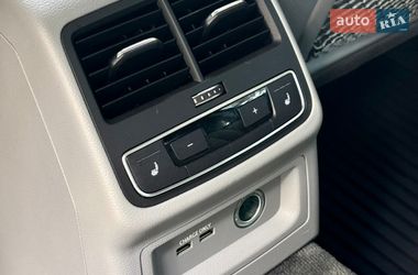 Седан Audi A4 2018 в Сумах