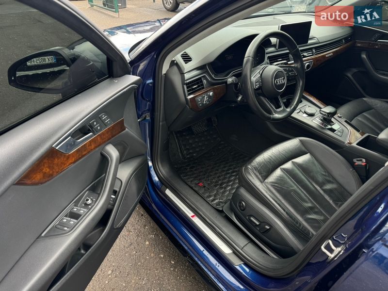 Седан Audi A4 2017 в Хмельницком