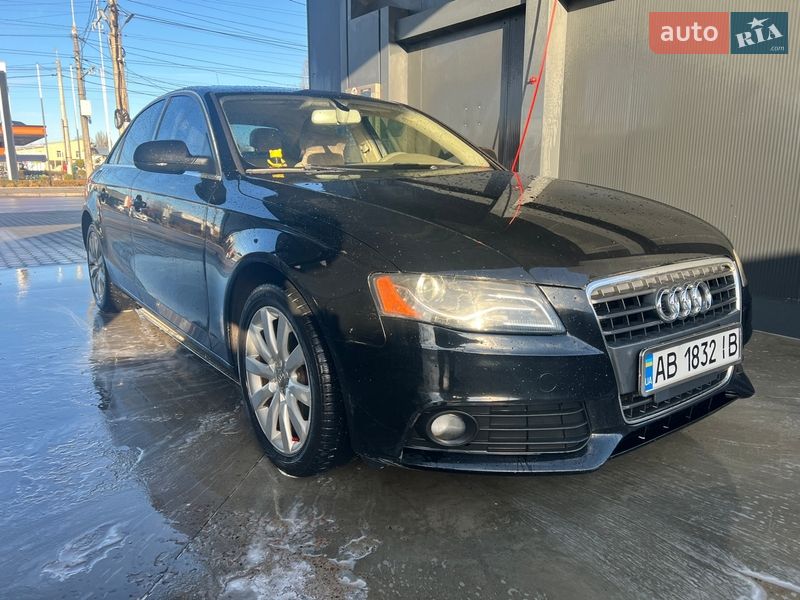 Седан Audi A4 2012 в Житомирі