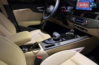 Седан Audi A4 2022 в Киеве