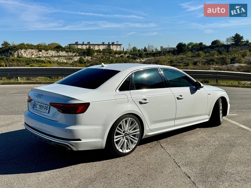 Седан Audi A4 2016 в Львові
