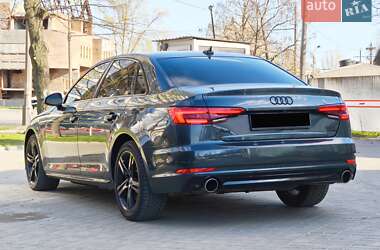 Седан Audi A4 2016 в Днепре