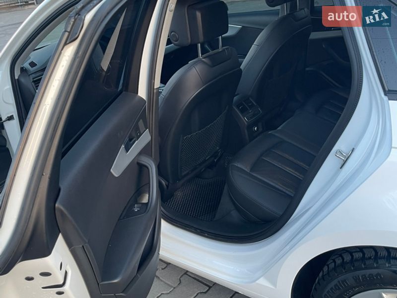 Седан Audi A4 2017 в Ковелі