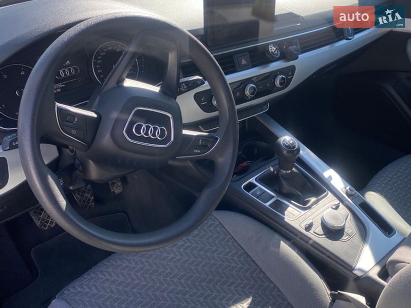Универсал Audi A4 2016 в Бучаче