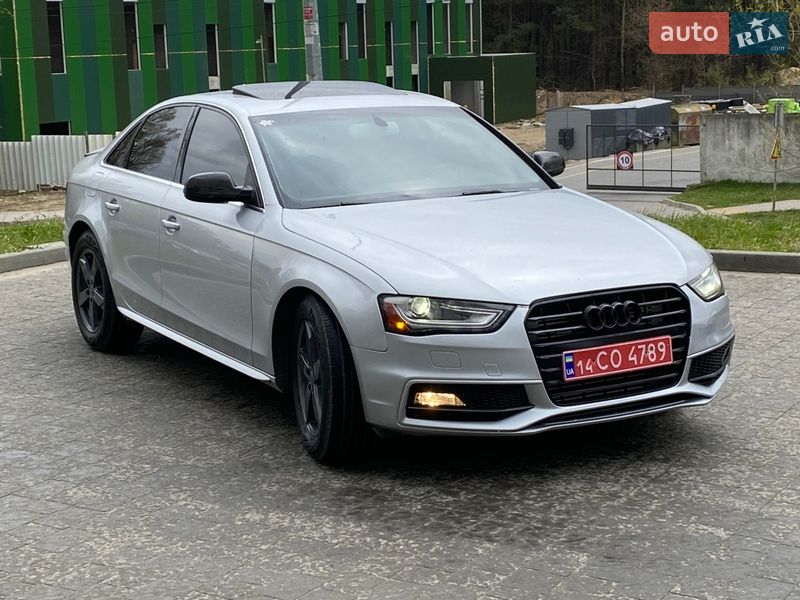 Седан Audi A4 2013 в Новояворовске