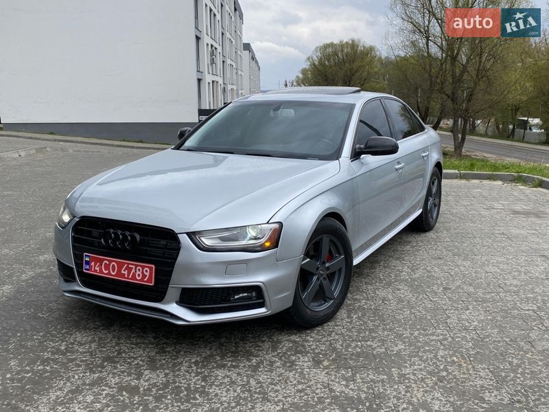 Седан Audi A4 2013 в Новояворовске