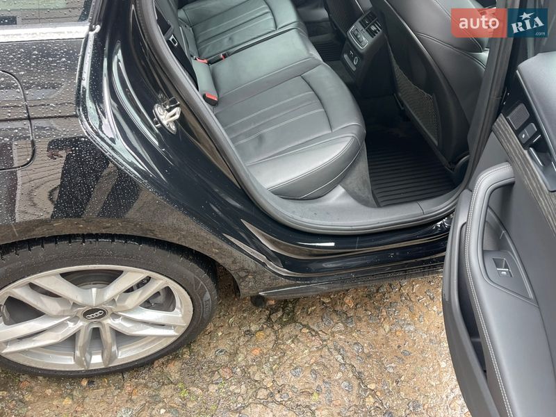 Седан Audi A4 2020 в Днепре