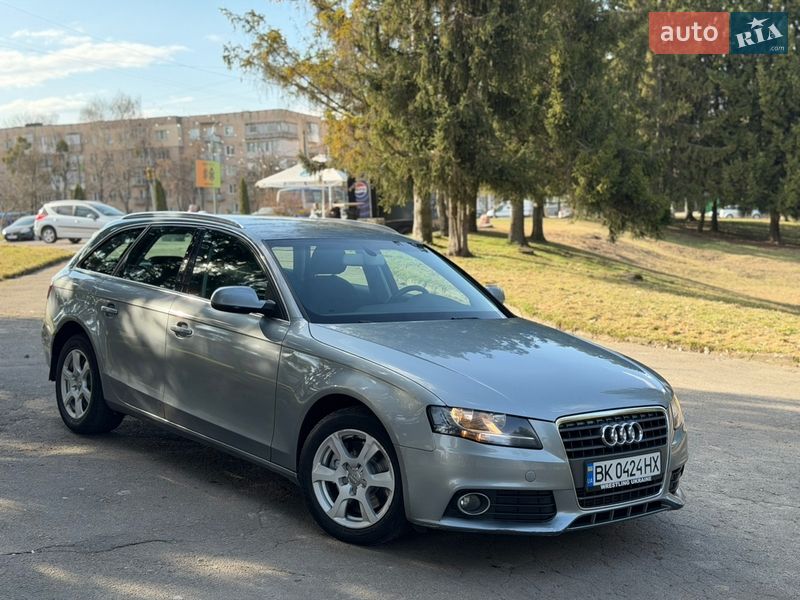 Універсал Audi A4 2010 в Рівному