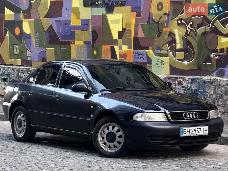 Седан Audi A4 1997 в Одессе
