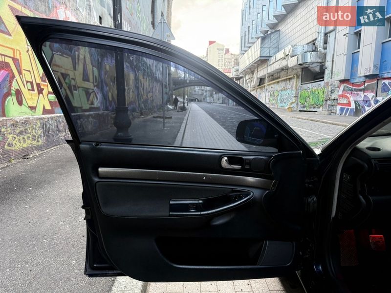 Седан Audi A4 1997 в Одессе