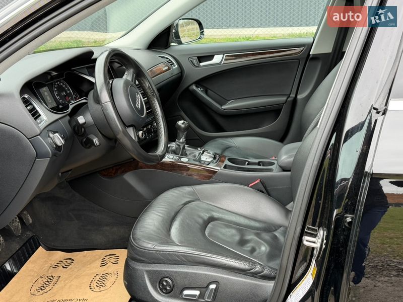 Седан Audi A4 2015 в Луцьку