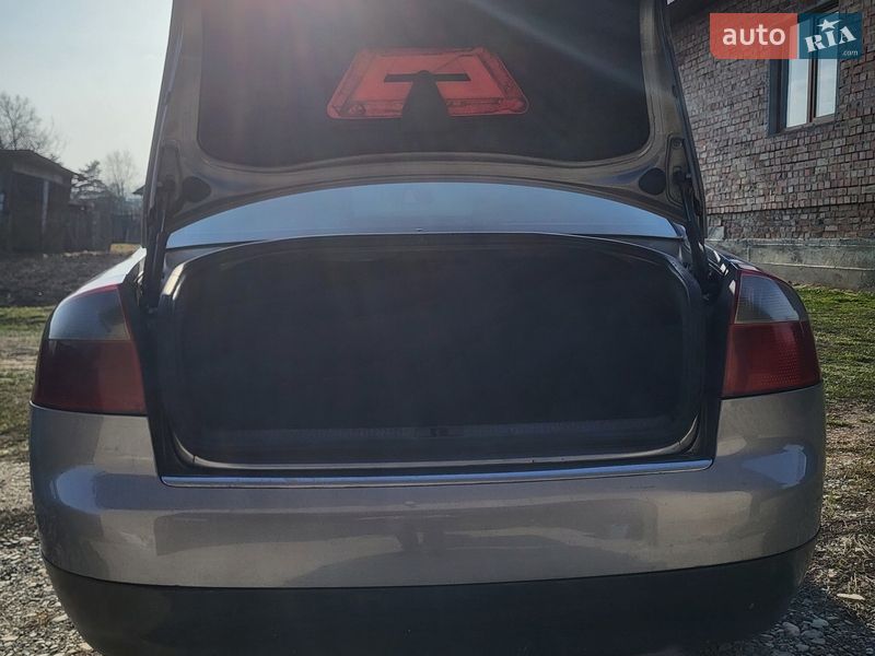 Седан Audi A4 2002 в Коломые