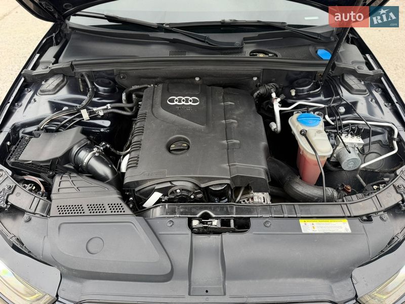 Седан Audi A4 2014 в Житомире