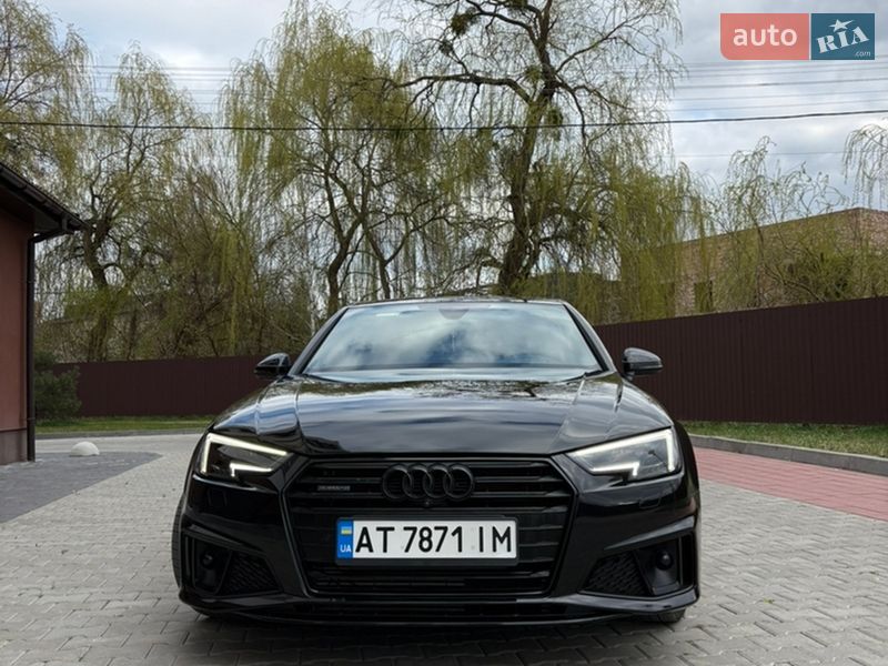 Седан Audi A4 2017 в Ивано-Франковске