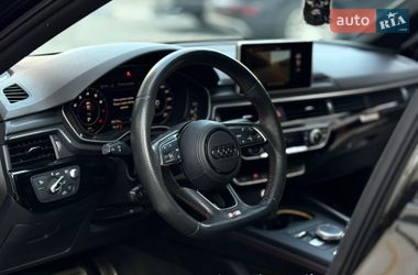 Седан Audi A4 2017 в Ивано-Франковске