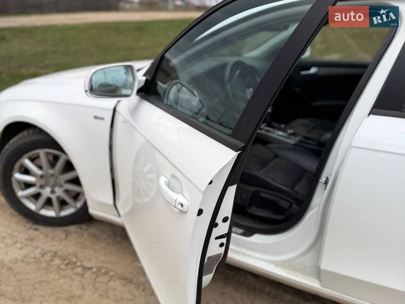 Універсал Audi A4 2012 в Березному