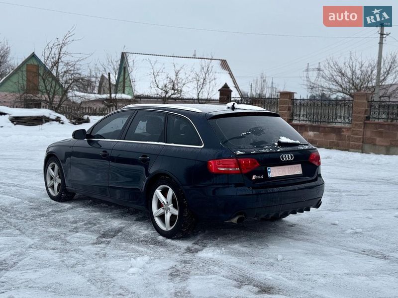 Универсал Audi A4 2011 в Ровно