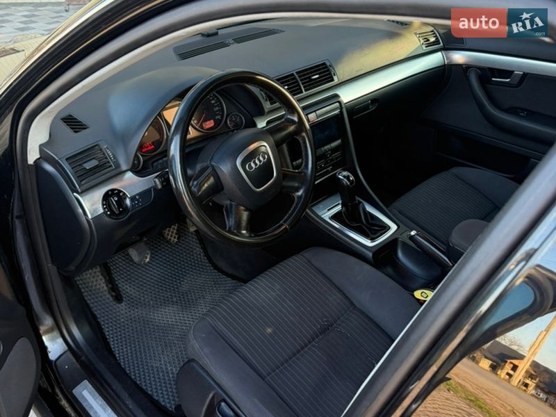 Седан Audi A4 2005 в Косове