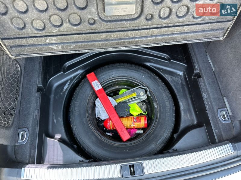 Універсал Audi A4 2004 в Великому Кучурові