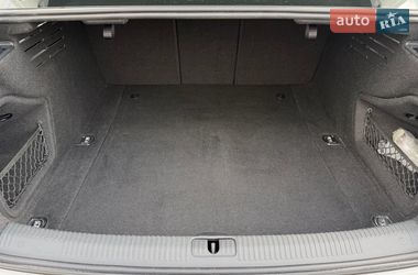 Седан Audi A4 2017 в Киеве