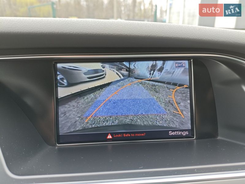 Седан Audi A4 2013 в Киеве