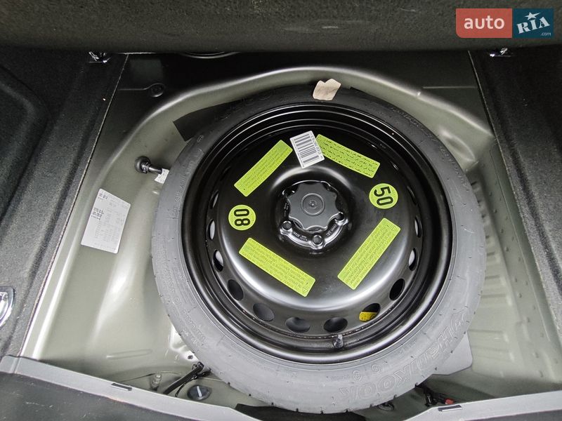 Седан Audi A4 2013 в Киеве