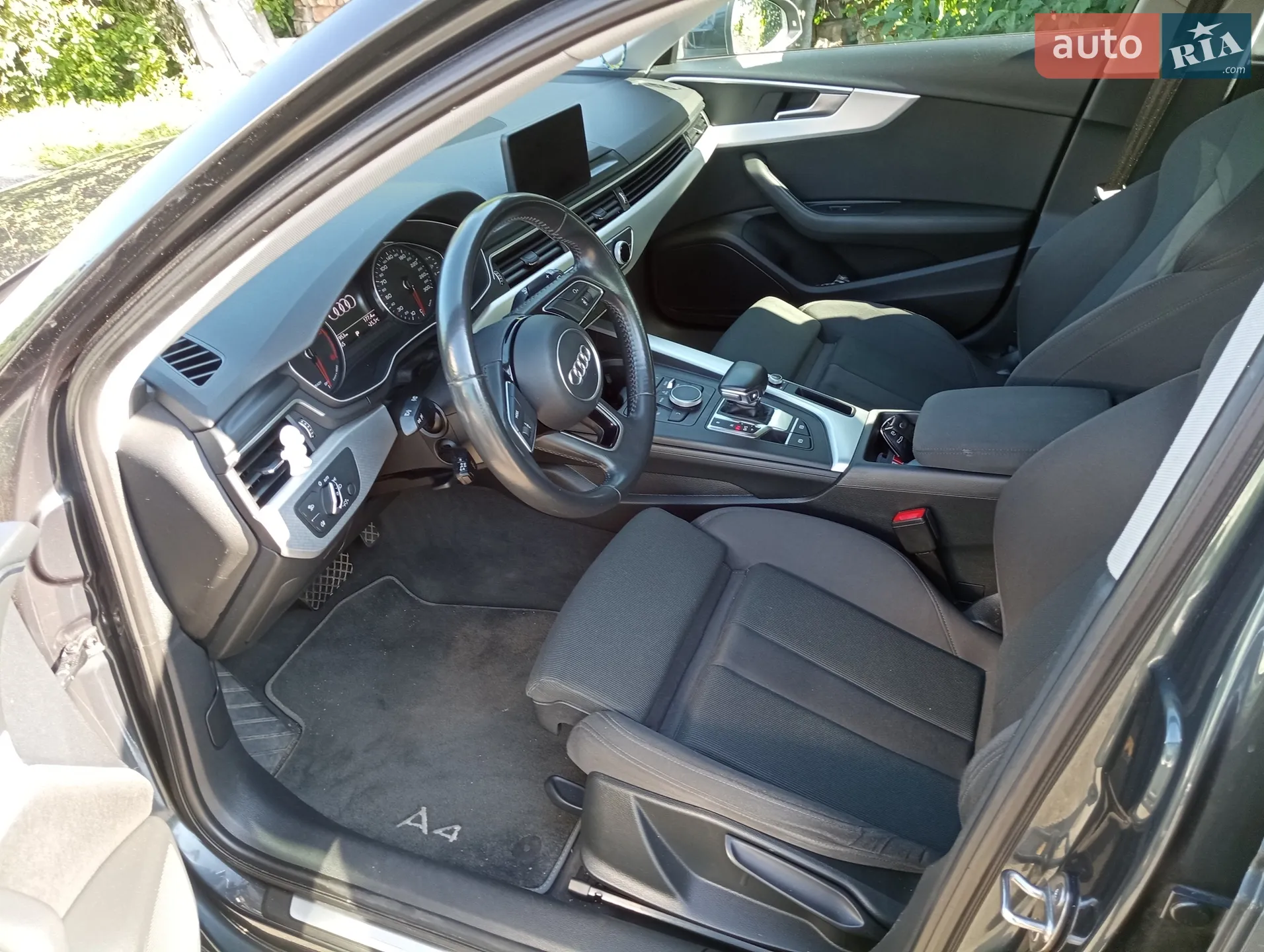 2017 Audi A4 - мініатюра 18