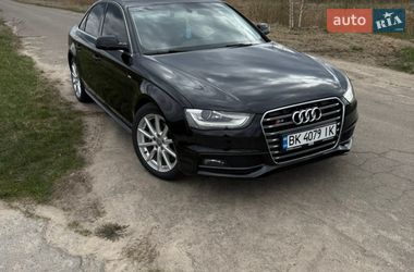 Седан Audi A4 2015 в Вараше