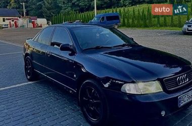 Седан Audi A4 1997 в Львові