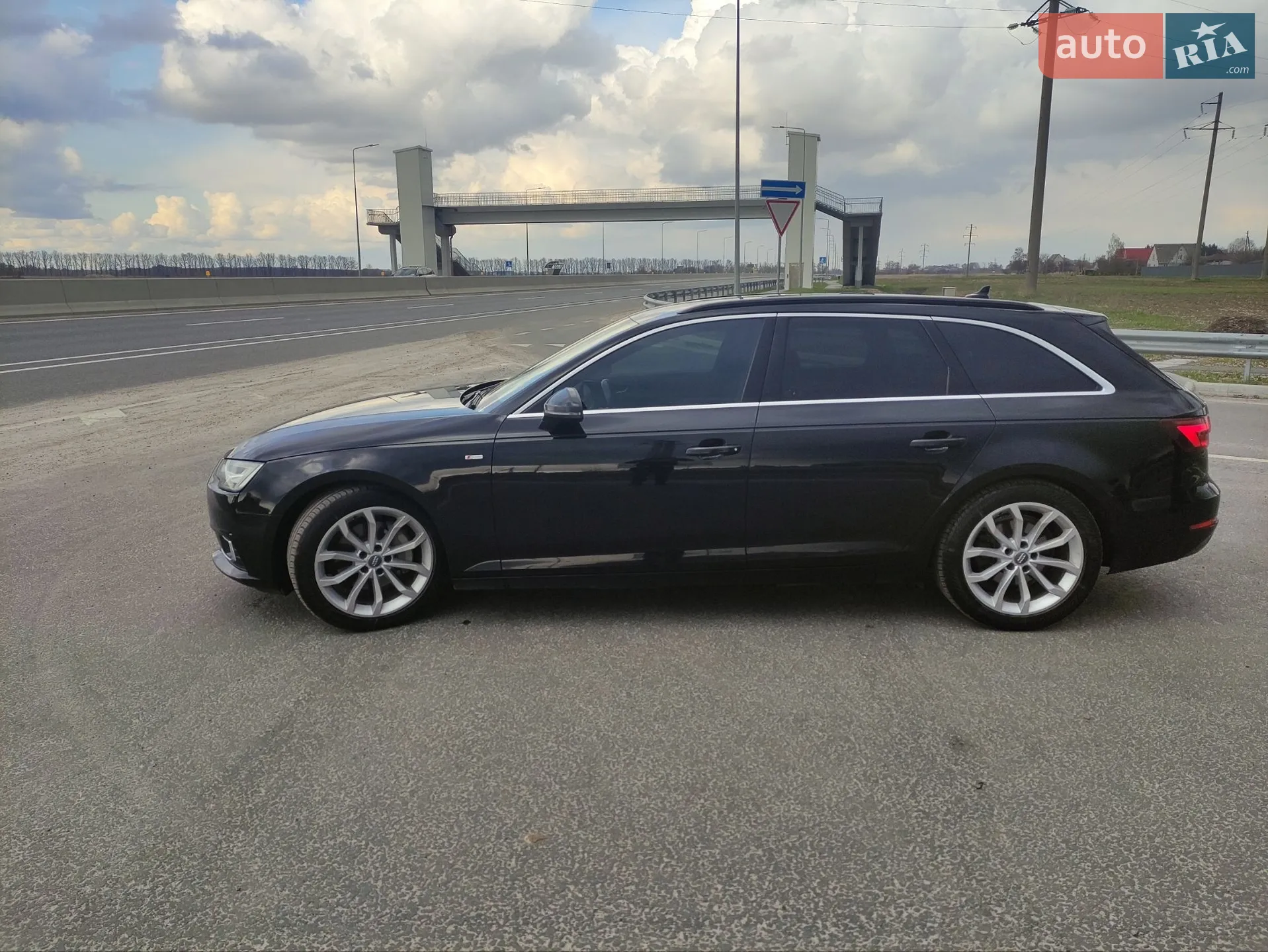 2017 Audi A4 - мініатюра 18
