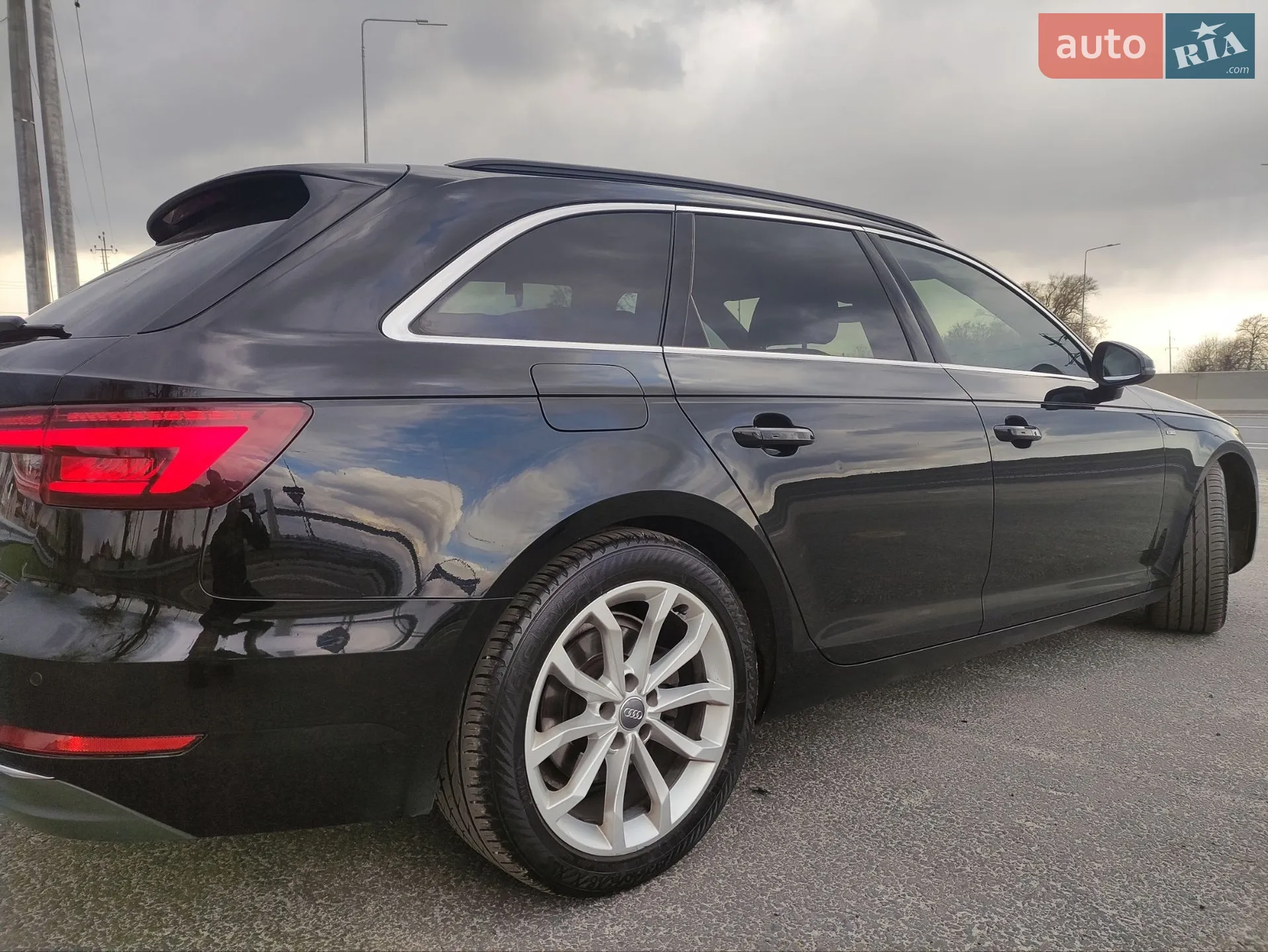 2017 Audi A4 - мініатюра 30