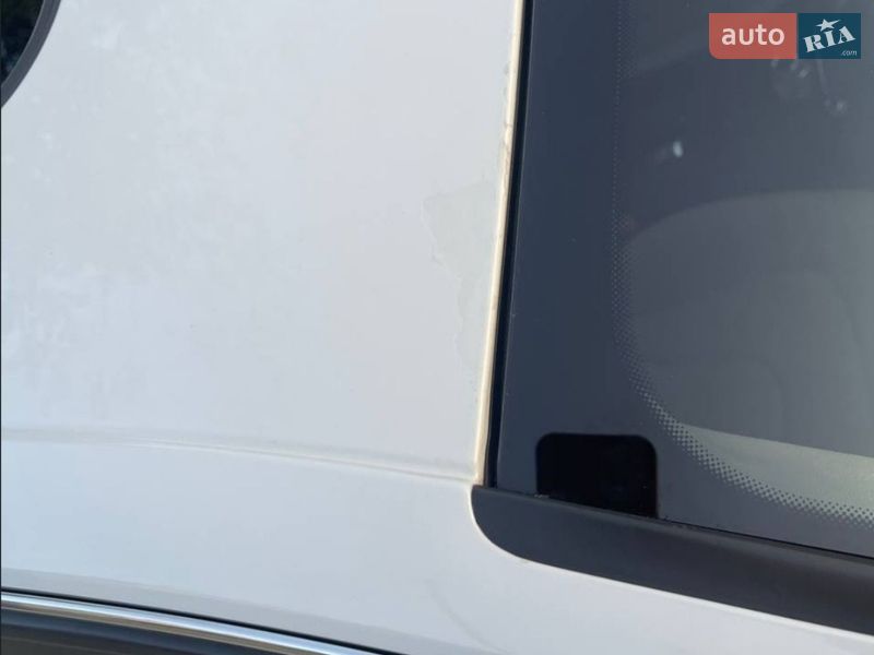 Седан Audi A4 2013 в Львове