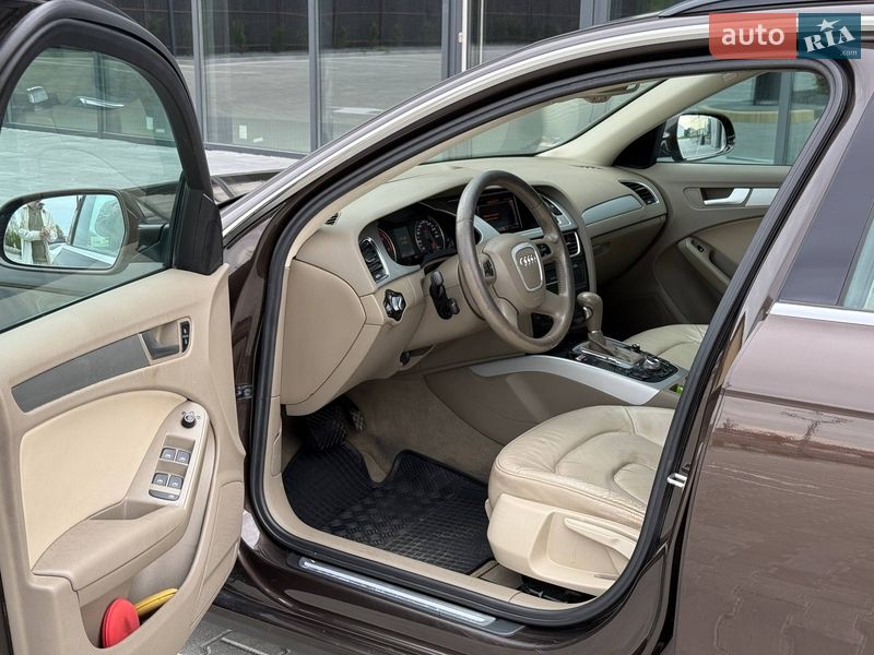 Универсал Audi A4 2010 в Ужгороде