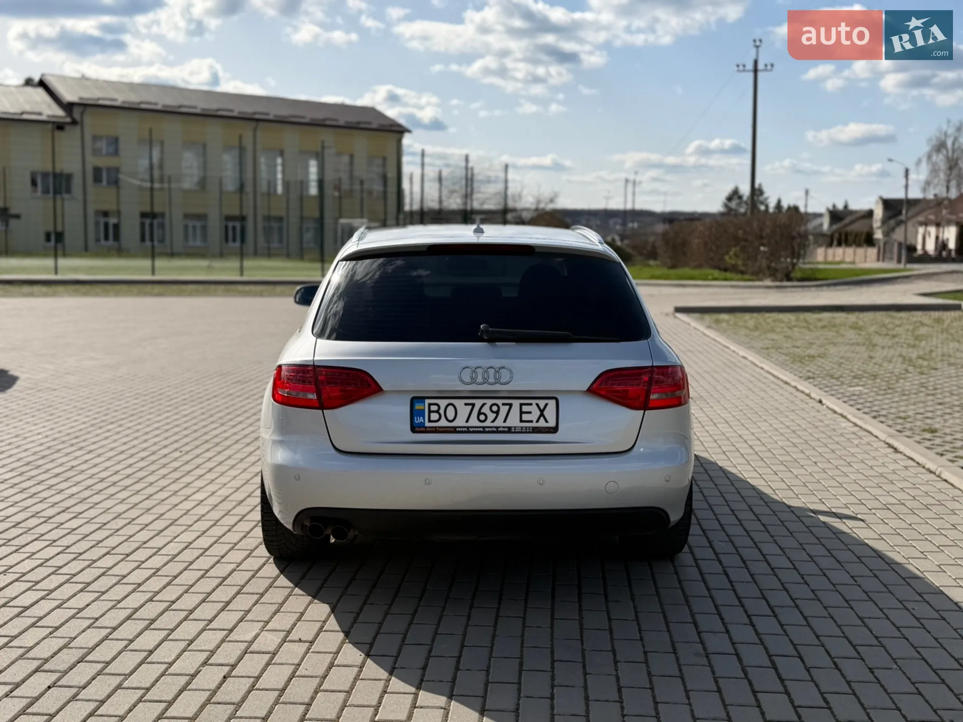 2011 Audi A4 - мініатюра 4
