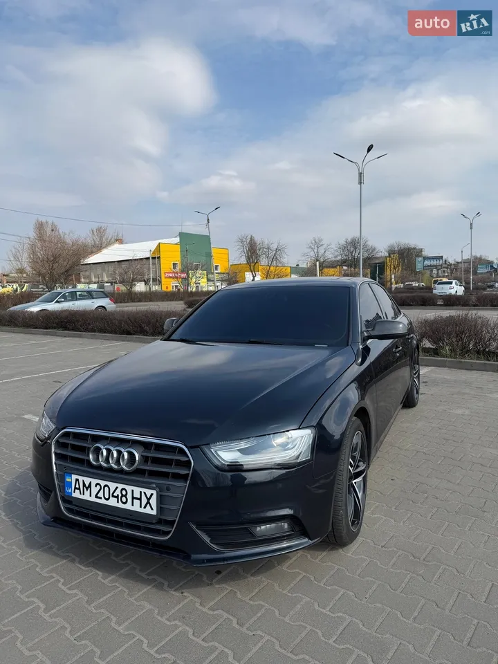 2012 Audi A4 - мініатюра 31