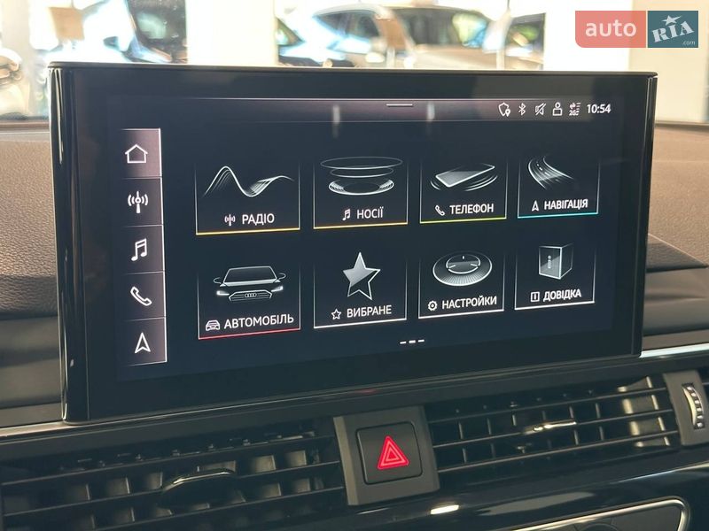 Седан Audi A4 2021 в Львові