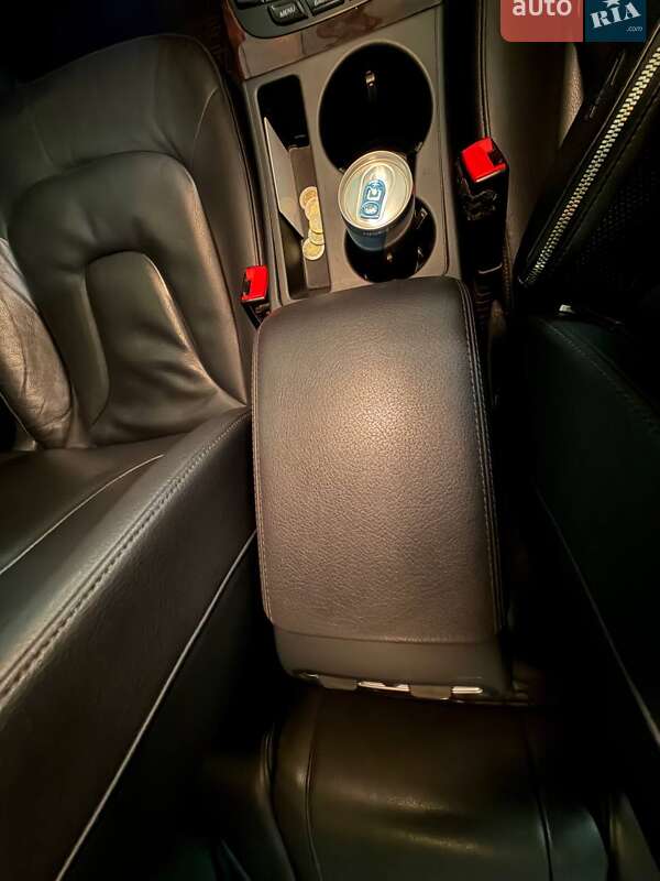 Седан Audi A4 2013 в Киеве