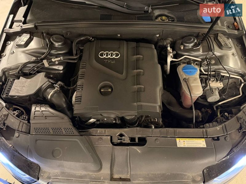 Седан Audi A4 2013 в Киеве