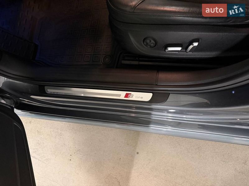 Седан Audi A4 2013 в Киеве