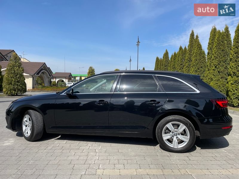 Универсал Audi A4 2018 в Киеве