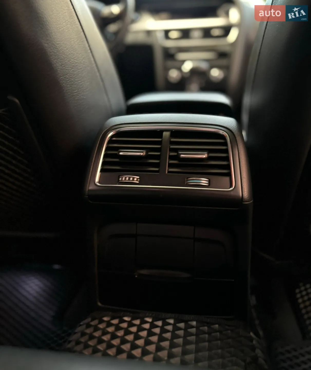 2012 Audi A4 - мініатюра 30