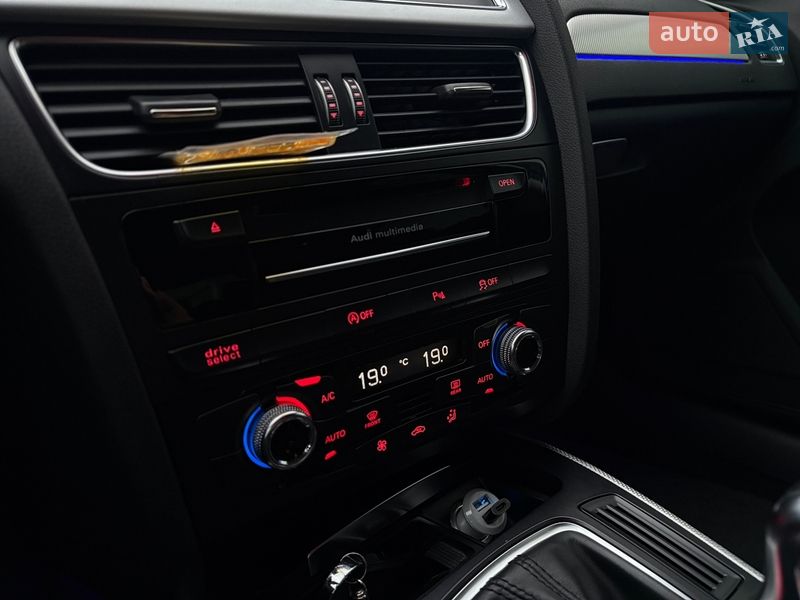 Универсал Audi A4 2015 в Мукачево