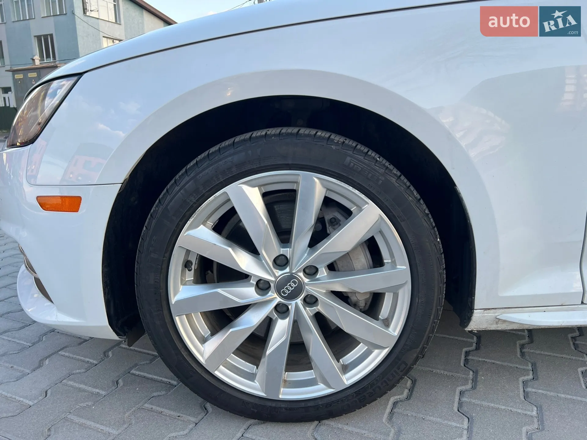 2016 Audi A4 - мініатюра 13