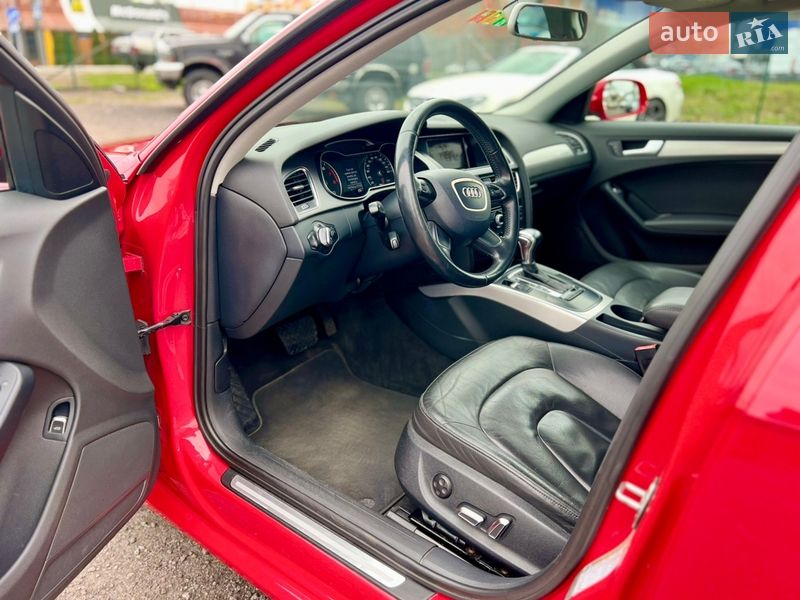 Седан Audi A4 2013 в Киеве