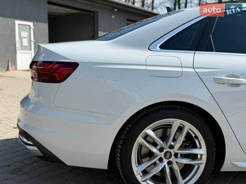Audi A4 2021