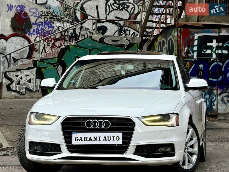 Седан Audi A4 2014 в Одессе
