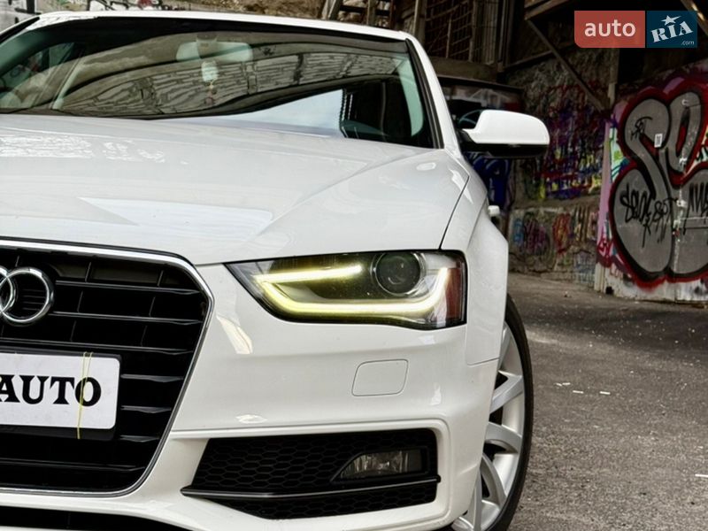 Седан Audi A4 2014 в Одессе