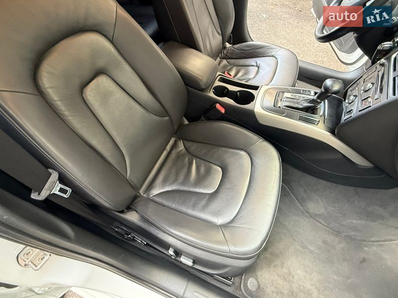 Седан Audi A4 2014 в Одессе